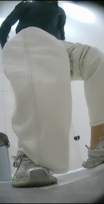 카메라 위치 발견한 듯_화장실 2V [존예녀들] 미리보기 14