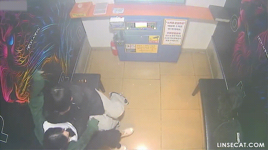 신작IP ✨ 코인노래방 풋풋한커플 미리보기 1