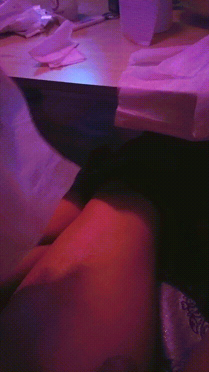 휴가나온 군바리_부대 앞 방석집 이모뻘 아줌마 [얼공/질싸마무리] 미리보기 3