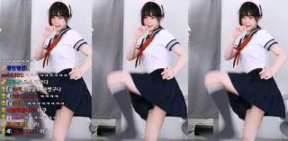 QWER 쵸단_발차기 팬티노출+쿠팡에서 끈이 안왔어~ 2V