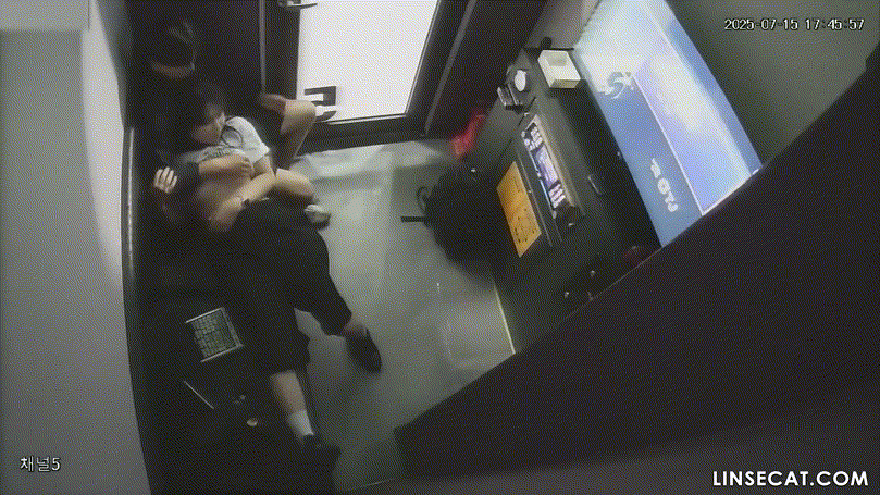 신작IP ✨ 코인노래방_3일연속 [가슴노출/사까시] 미리보기 4