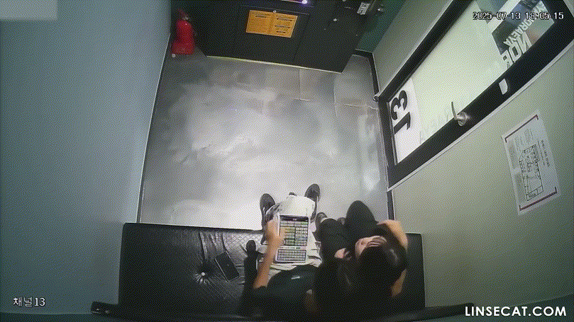 신작IP ✨ 코인노래방_3일연속 [가슴노출/사까시] 미리보기 11