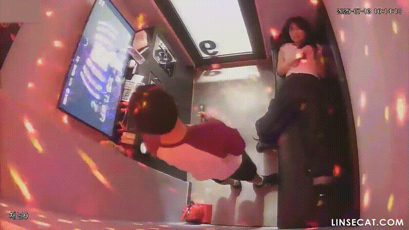 신작IP ✨ 코인노래방_발기된 남친/가슴 큰 여친 미리보기 8