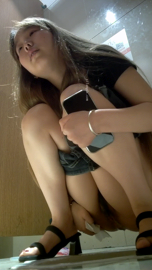 10월신작 ☆ 화장실 셀카녀 2V [보지털 예쁜녀 4명] 미리보기 5