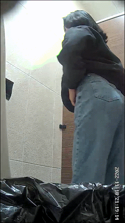 ✨휴지통 양변기 : 스톤아일랜드녀 外 6V 미리보기 2