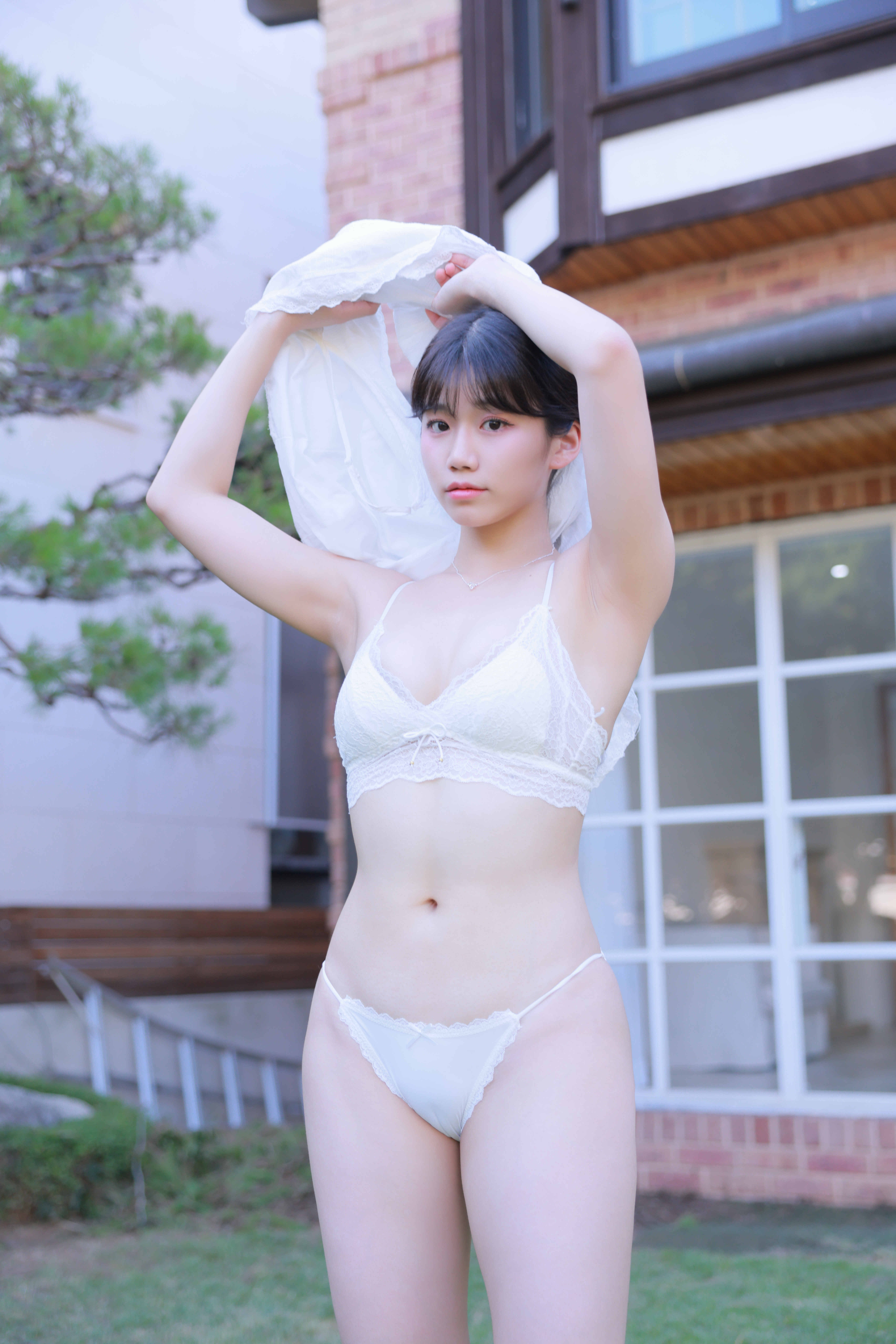 신작화보 ✨[SWEETBOX] Yui (유이) Teddy Bear 미리보기 3