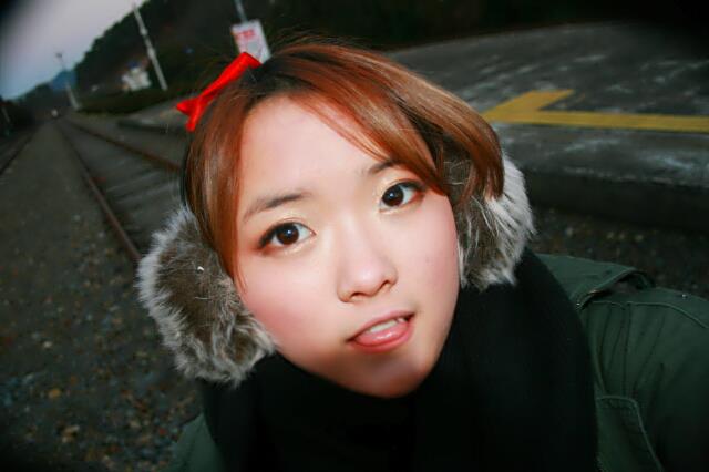 일베충 친여동생 차진희 [여동생 화장실 몰카충] 1V.32P 미리보기 6