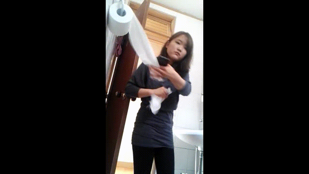 일베충 친여동생 차진희 [여동생 화장실 몰카충] 1V.32P 미리보기 8