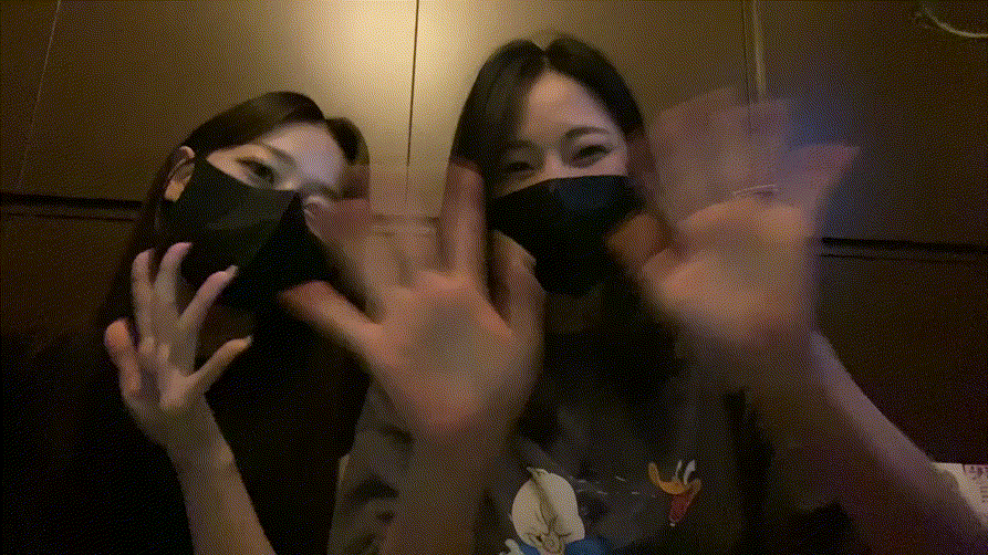 대팔장군_마스크 뚫고 나오는 존예녀 2명 룸빵방송 2V 미리보기 2