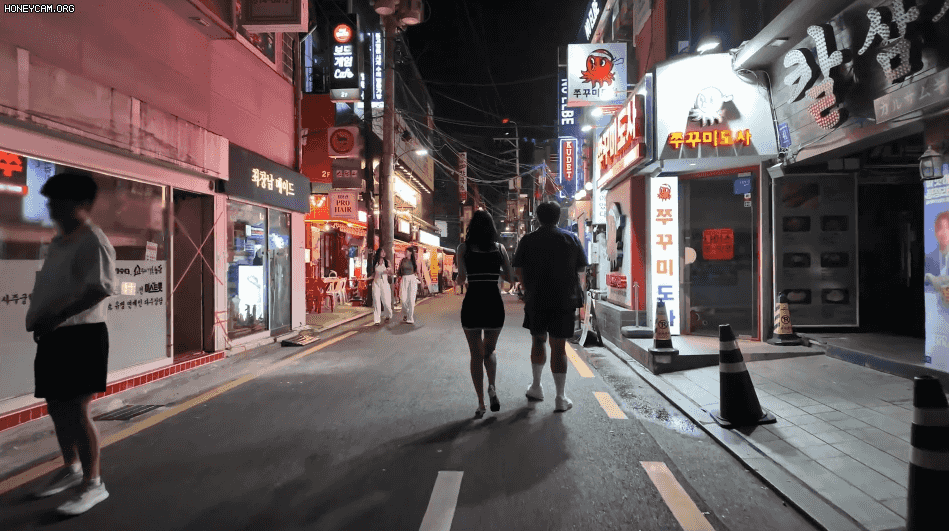 [4K SEOUL KOREA] 길거리 K처자 길거리 뒷태모음 15V 미리보기 7