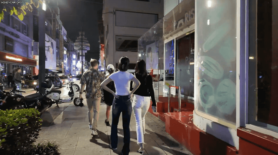 [4K SEOUL KOREA] 길거리 K처자 길거리 뒷태모음 15V 미리보기 10