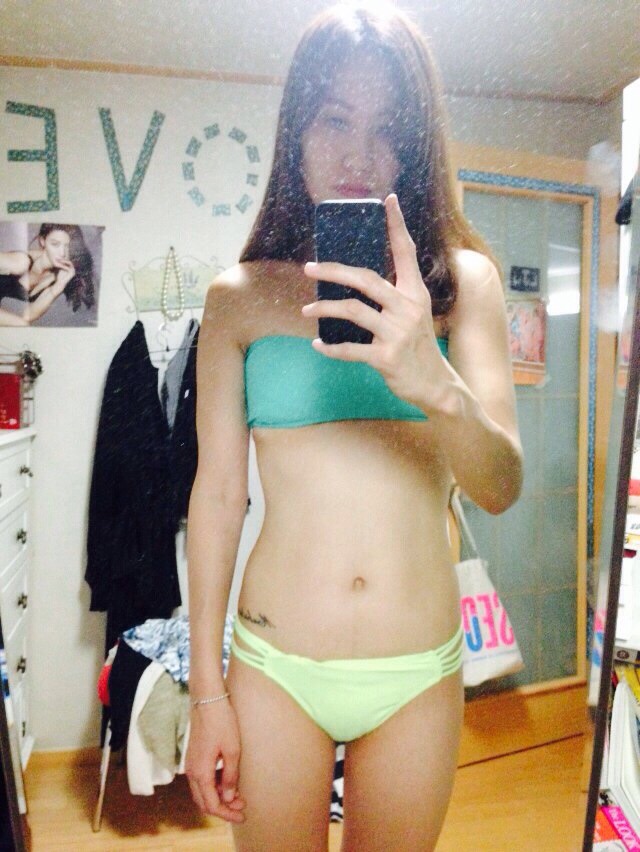 태닝 미시섹녀 [얼공] 2V.38P 풀팩 미리보기 3