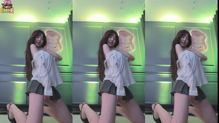 과즙세연_25.10.10 전신 리액션 미리보기 2