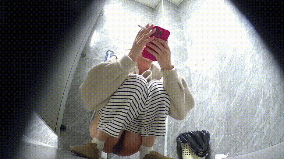 25년 신작장실 : 근무복예쁜이/바깥외모체크 존예녀들모음 4V 미리보기 15