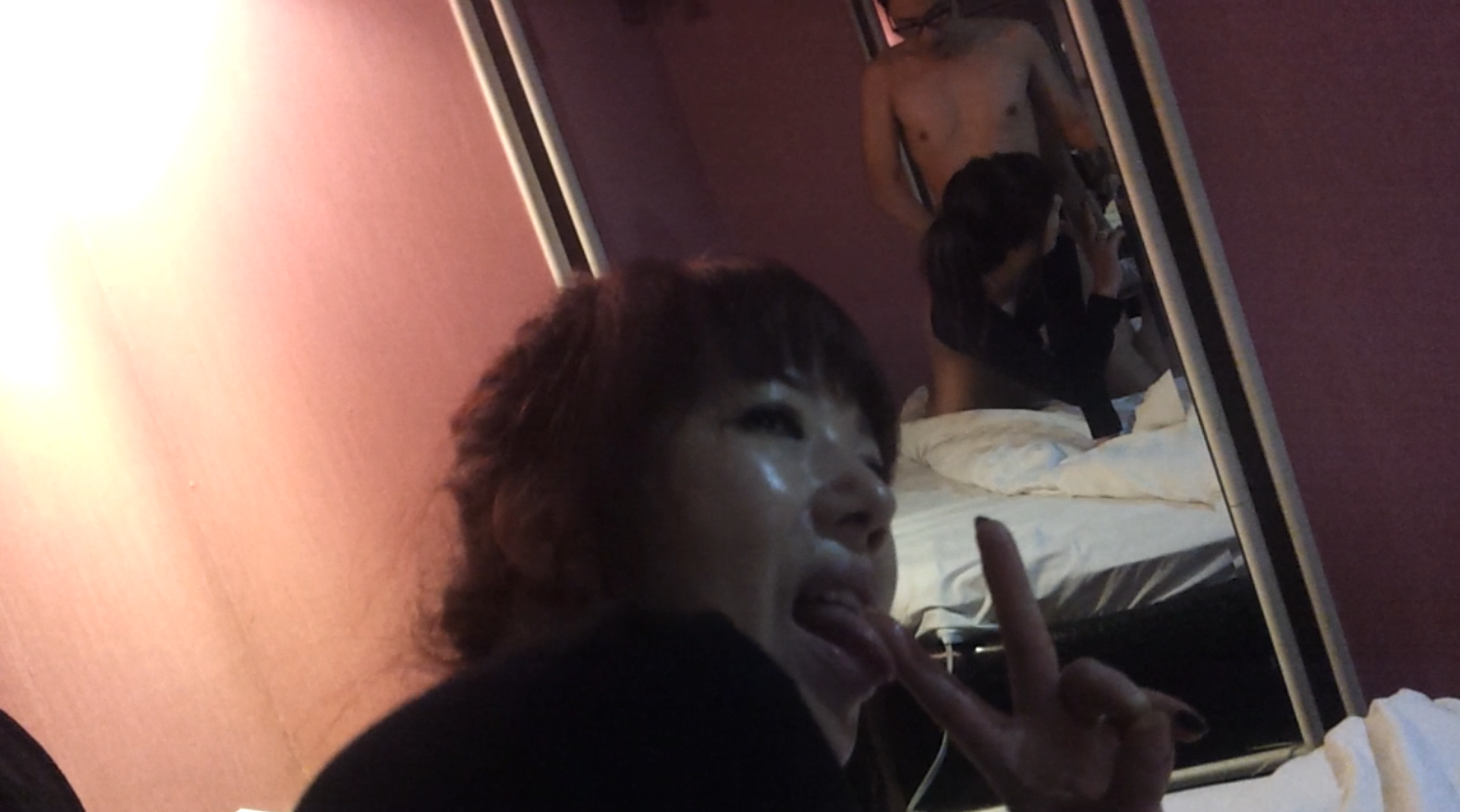 섹소리 큰 미시아줌마 2V [거울섹스] 얼공 3.8G 무광고원작 미리보기 7