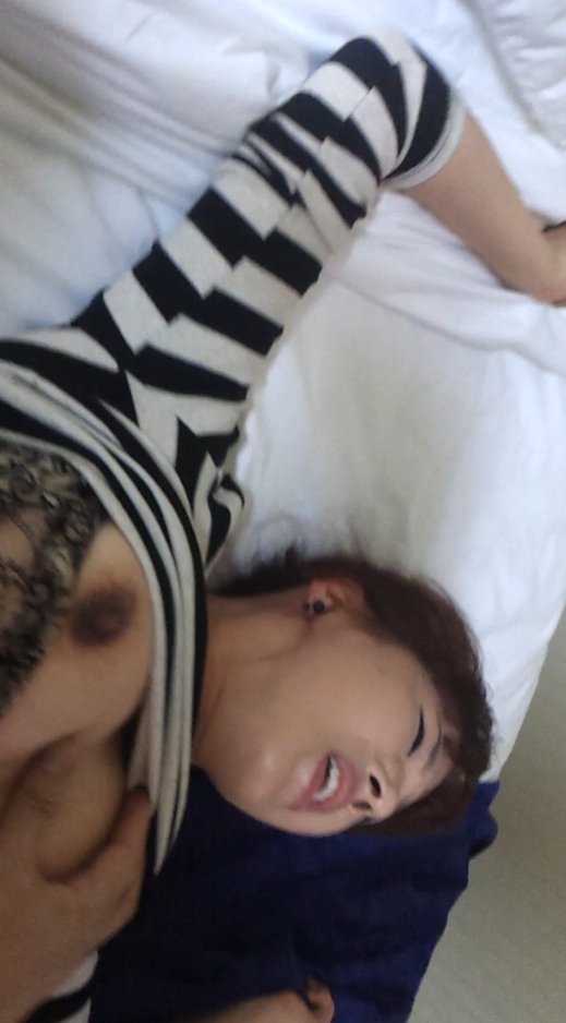 섹소리 큰 미시아줌마 2V [거울섹스] 얼공 3.8G 무광고원작 미리보기 9