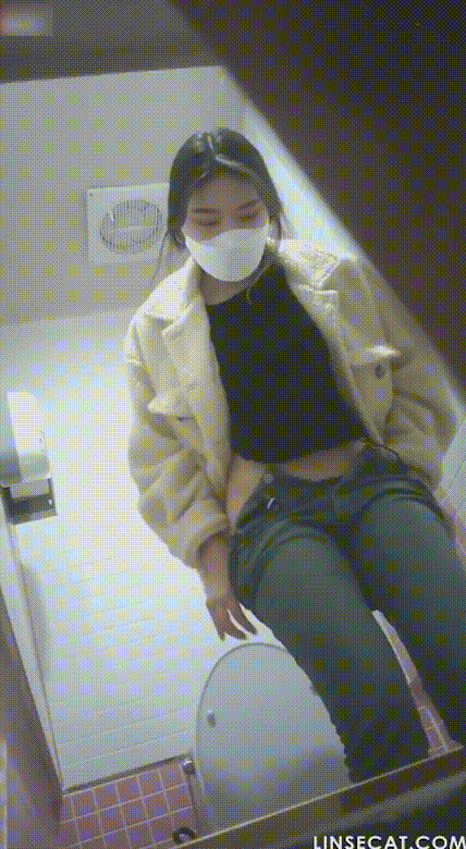 신작 ✨ 노래방 화장실 3탄 [ROKA티/존예/보지털 잘보이는 앞각] 19명 미리보기 22