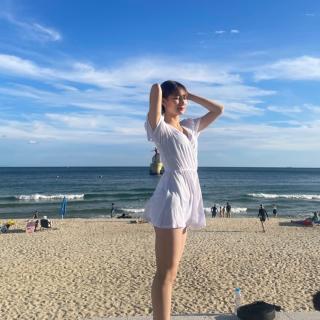 36만 틱톡커_틱톡 영상 모음 [bubbly_minju] 286V / 똥까시 유출녀