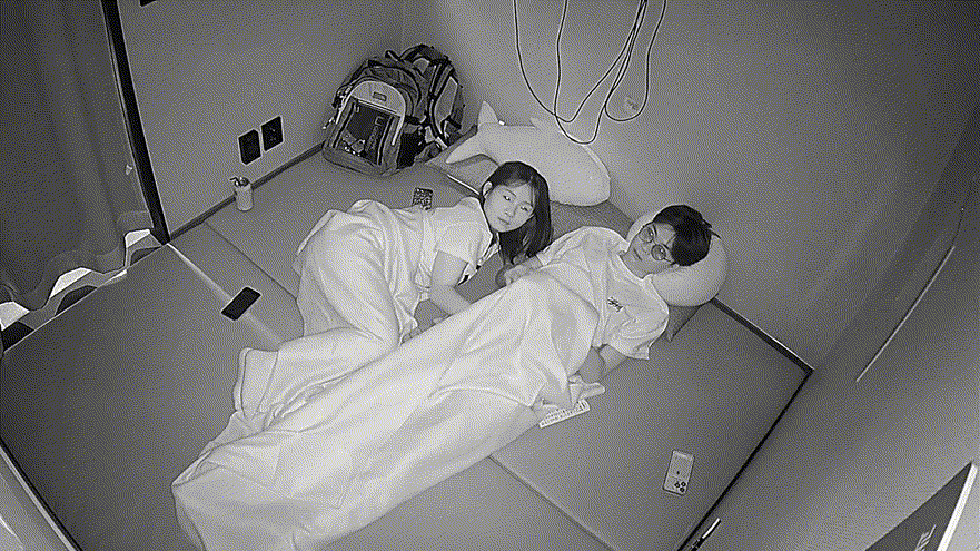 IP신작 ✨룸까페 기념일 축하 어린커플 미리보기 4