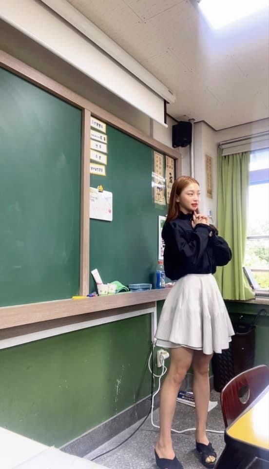 학교선생님 업스+화장실 24V.10P 미리보기 25