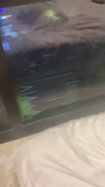 '창 밖에서 우릴 보고 있어' 풀버전 [얼공★다른여자 포함] 25V 미리보기 3