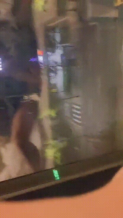 '창 밖에서 우릴 보고 있어' 풀버전 [얼공★다른여자 포함] 25V 미리보기 5