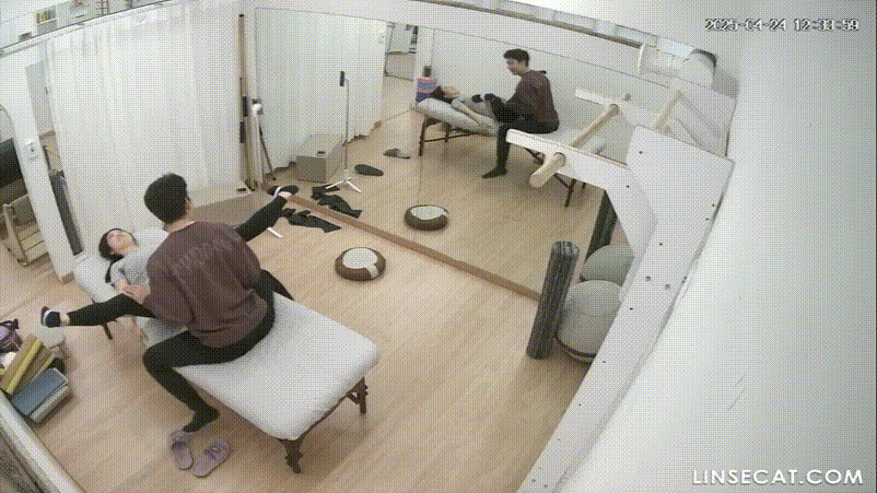 신작IP✨ 훈남필라테스 강사 1대1 교습_이곳저곳 만지기 미리보기 10