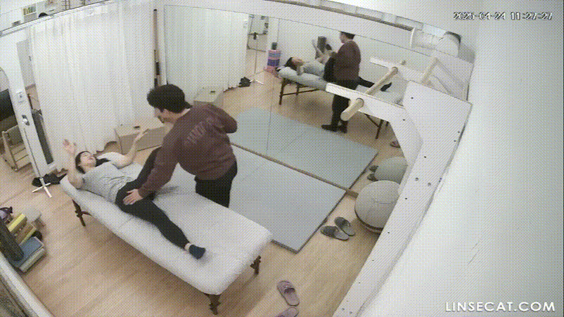 신작IP✨ 훈남필라테스 강사 1대1 교습_이곳저곳 만지기 미리보기 14