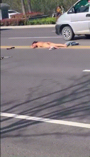 혼돈의 카오스ㅋ [5탄] ☆ 255V [야외노출/소변/야외섹스 등] ㅋㅋㅋ시리즈 미리보기 34