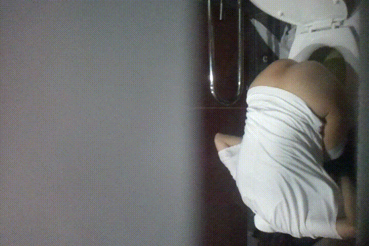 ✨빨간벽화장실_유리틈새 몰래촬영 14V [얼공] 미리보기 15