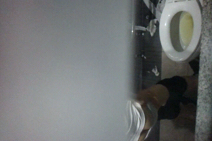 ✨빨간벽화장실_유리틈새 몰래촬영 14V [얼공] 미리보기 16