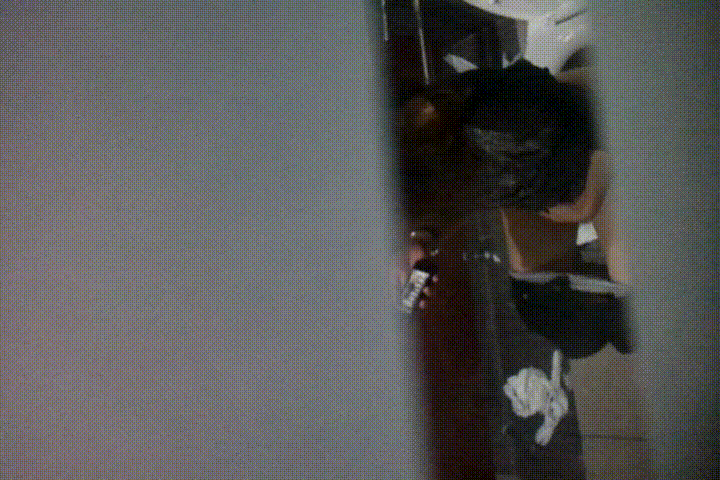 ✨빨간벽화장실_유리틈새 몰래촬영 14V [얼공] 미리보기 18