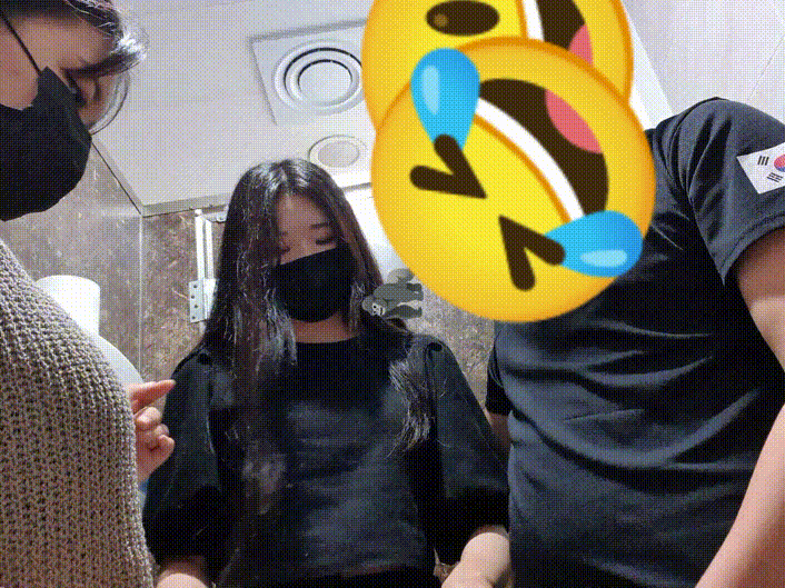 아미티 9만 : 화장실 2명가슴 만지면서 대딸_원본화질 [무광고.풀버젼.소리有] 1.38기가 미리보기 3