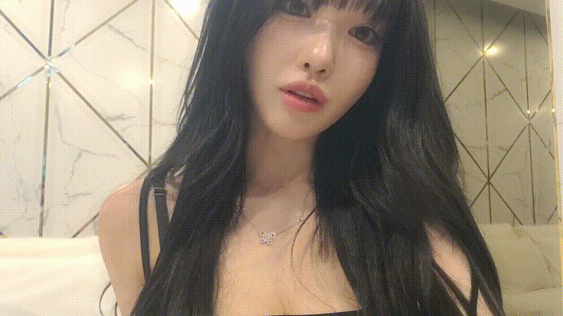 과즙세연_2024.12.19 1/2/3 의첸방송 미리보기 6