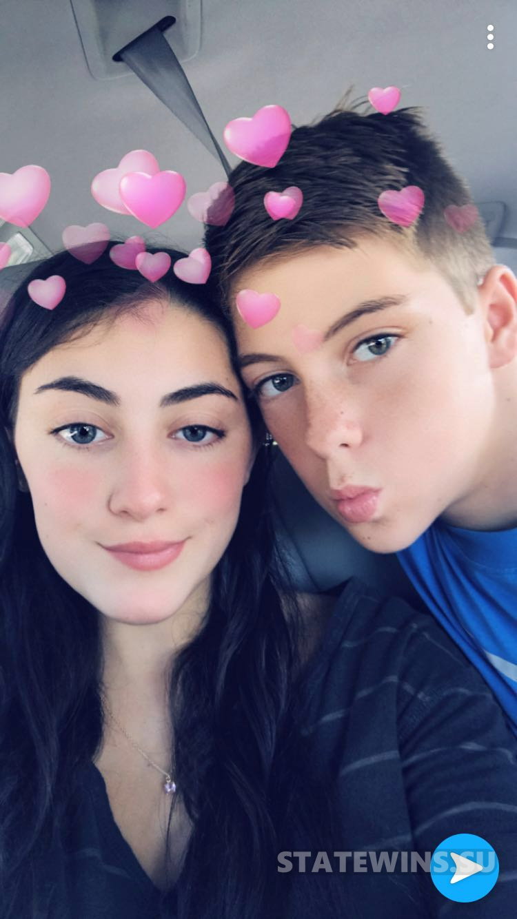 커뮤니티1위작_[충격적 근친] Elle Goodman ★ 풀버젼 46V[스캇포함].198P 미리보기 33