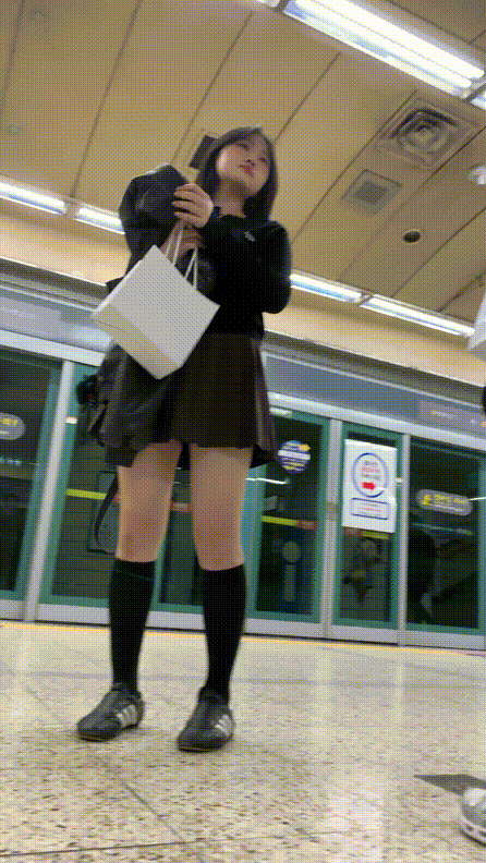 신작 ✨ 지하철 업스 2명+가슴골 5V ★ 특 왕가슴녀 미리보기 3