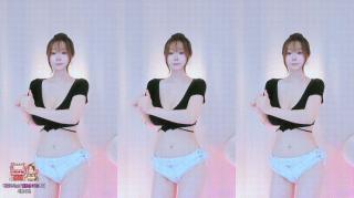 아윤/분옹 25.11.15 오늘자 댄스리액션 2V