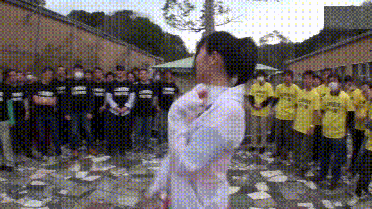 레젼드 ★ AVOP-069 금딸러 100명×질내사정 도망치는 "우에하라 아이" 미리보기 2