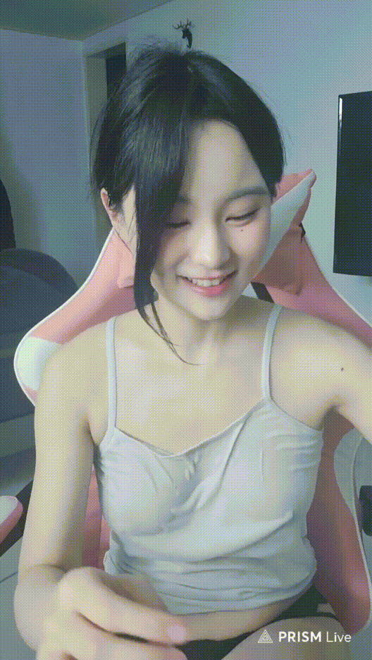 팬더 ⚡️나는 유나⚡️ ( shineuna055 ) 28V [11시간54분] 15.3G 가슴노출 미리보기 13