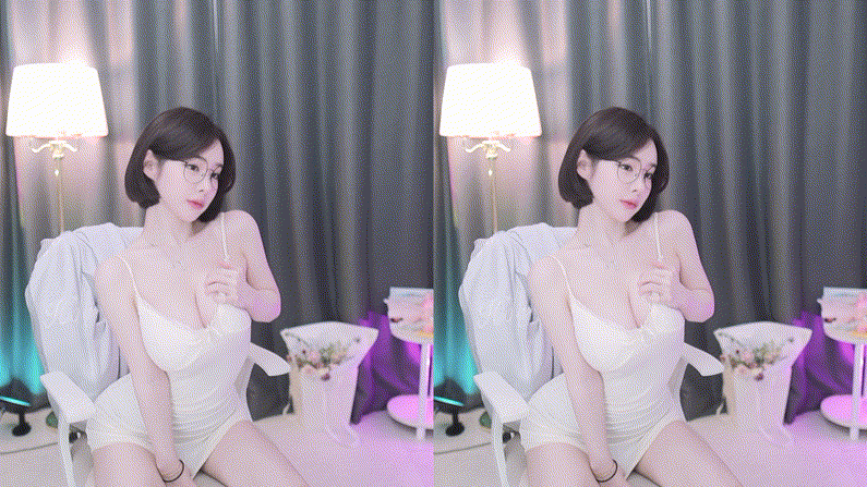 소은 25.12.09 오늘자 미치는단발좌 원피스리액션 미리보기 2