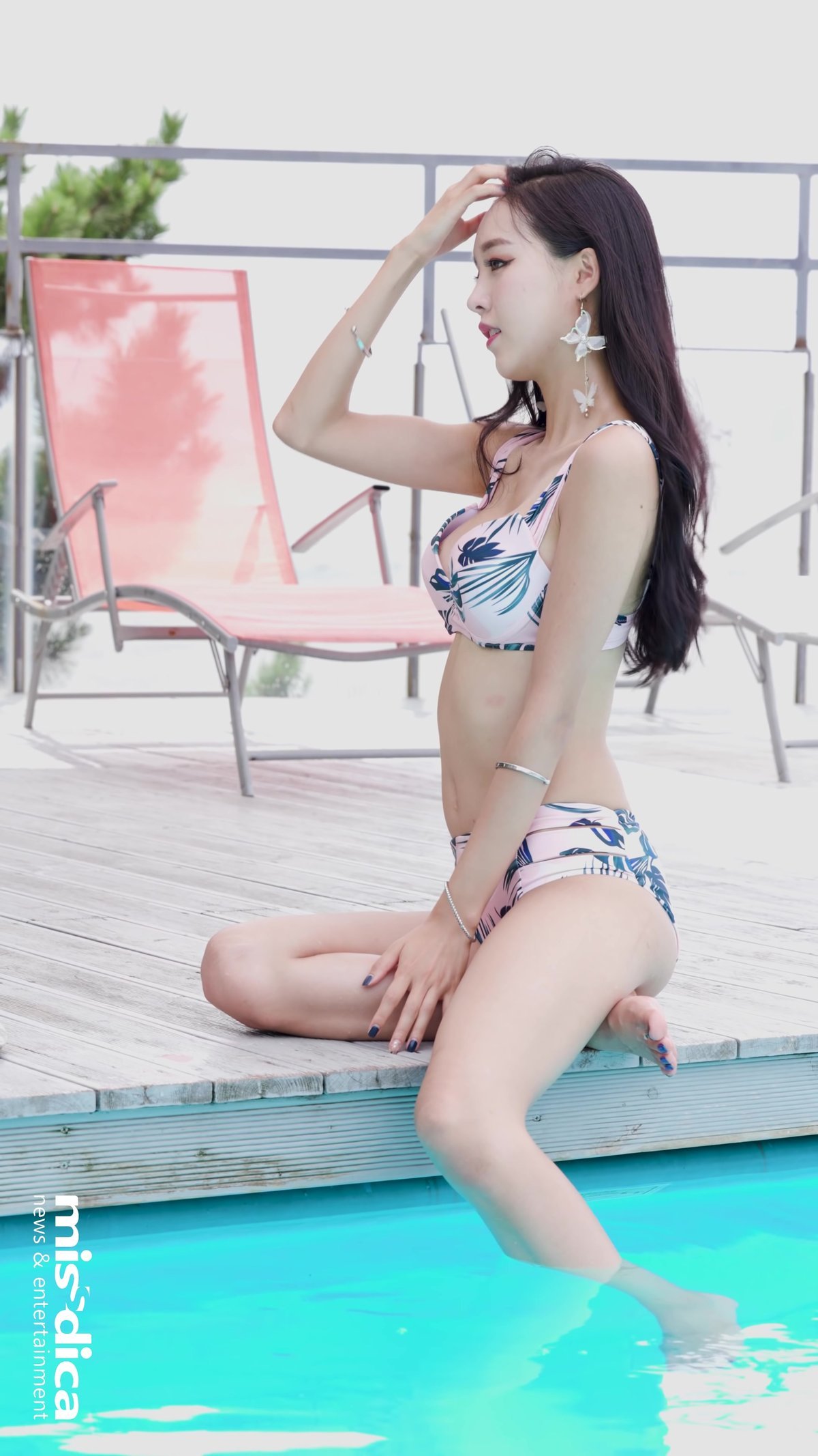 Bikini on the Beach 김가온 Kim Gaon 비키니화보 중 꼭지노출_시간표기 미리보기 8