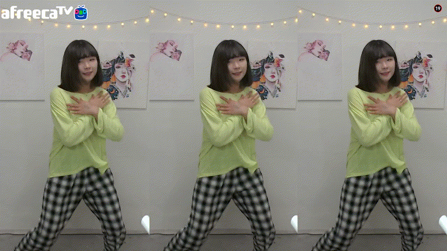 아프리카 주이서_노브라 노템 박스티 1/2 미리보기 4