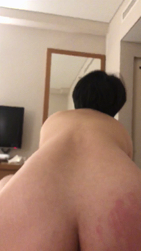 숏컷 육덕녀 [IMG_3037] 육덕진 엉덩이_손바닥 자국 미리보기 2