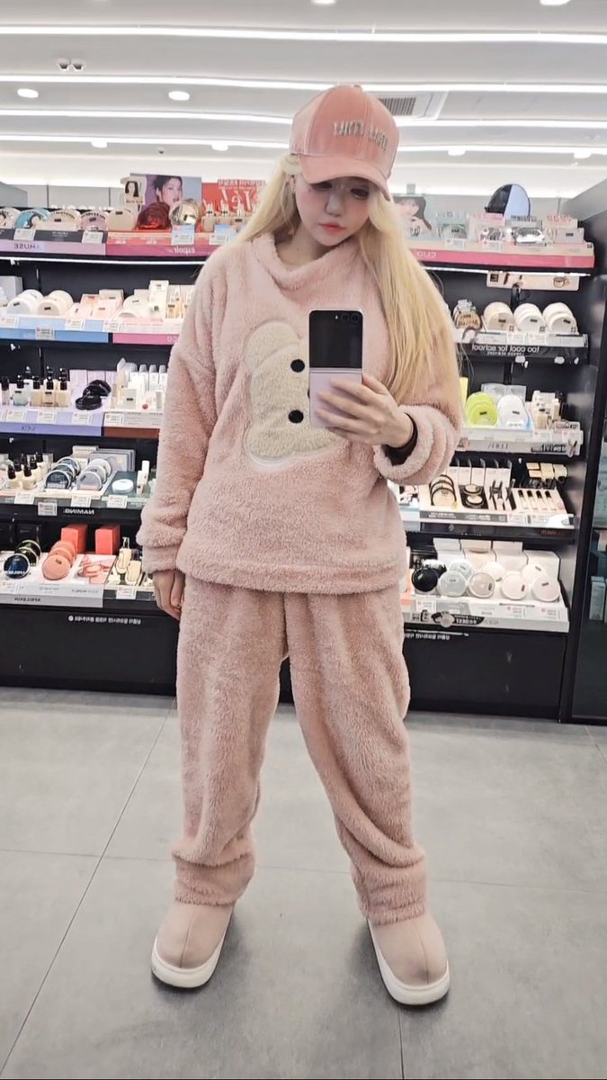 인플루언서 "프린섹스"  URI_NALA_0920 (미루) 얼공/올노 10V+사진포함 미리보기 17