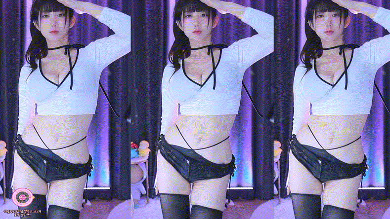 그릴래영_25.02/03/04 오늘자 4V 댄스리액션 모음 미리보기 1