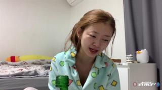 아프리카 슈영이_술먹방 중 꼭지노출