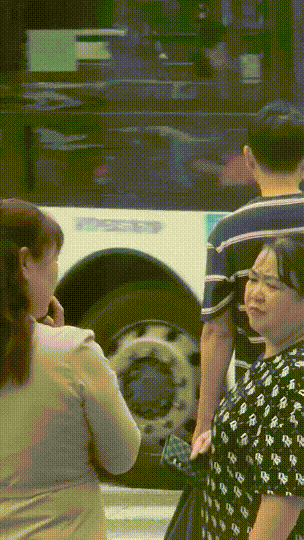 주간출근 OP녀_26.04.13 길거리촬영 2V 미리보기 7