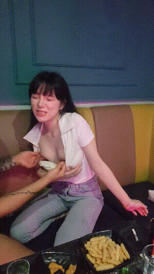 회장초대_노래방에서 팬티속 시오후키 미리보기 3