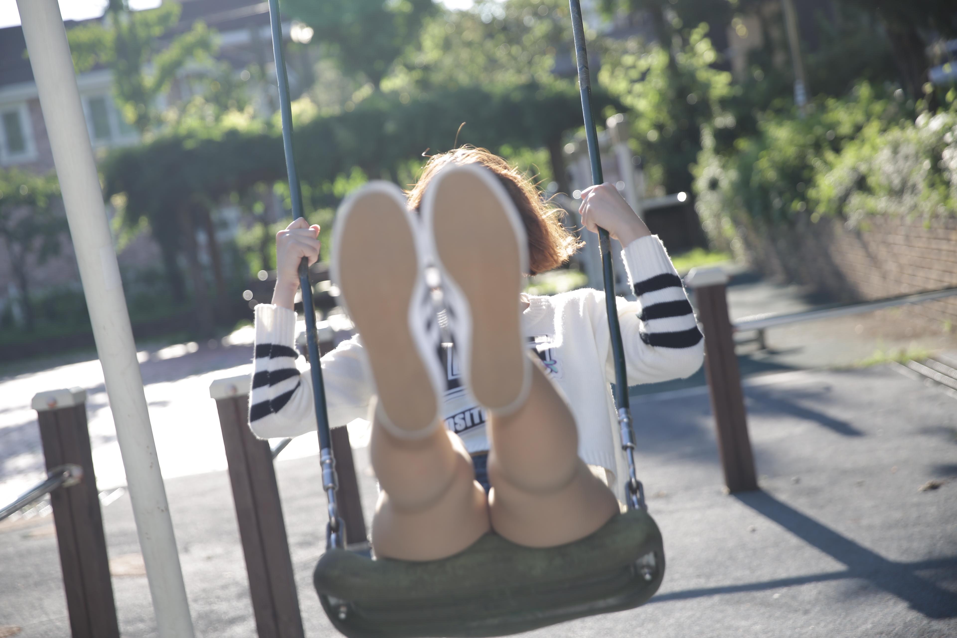 송이 [일반인모델] 놀이터 화보 749P 미리보기 3