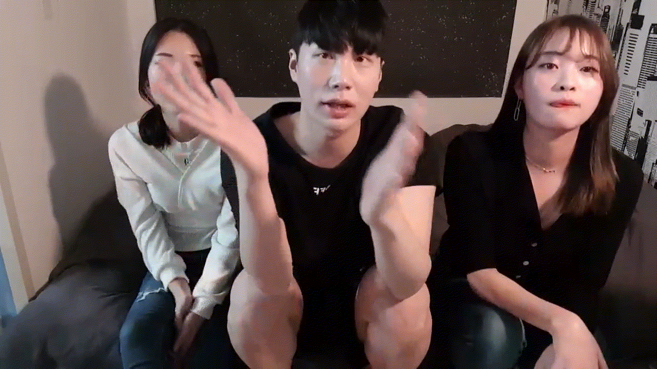 쓰따_부르마녀 2명 더블꼭지물빨 3개작 미리보기 3